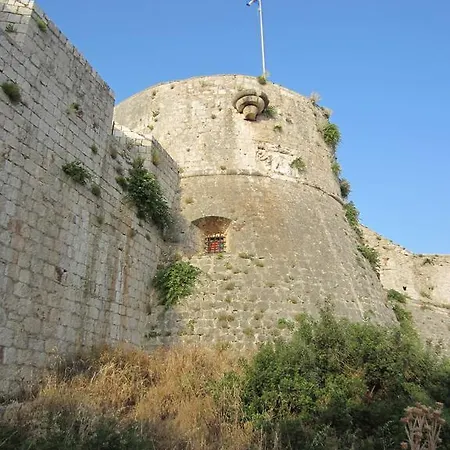 Matkovic 3* Hvar Town