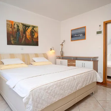 Matkovic 3* Hvar Town