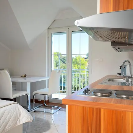 Matkovic 3* Hvar Town